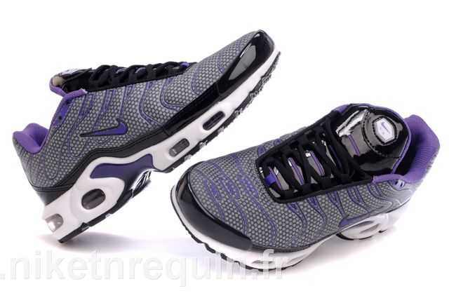 chaussures nike tn 04 (3).JPG